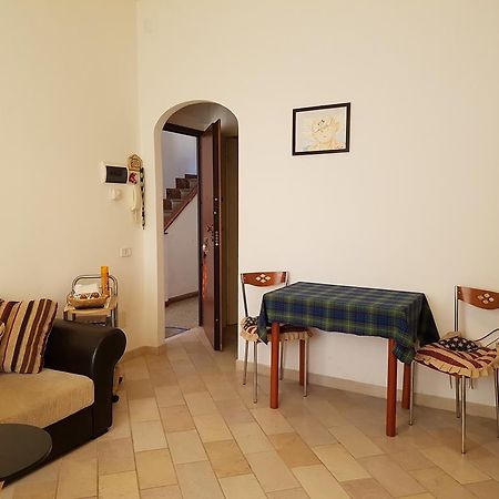 Mare Apartment Follonica Bagian luar foto